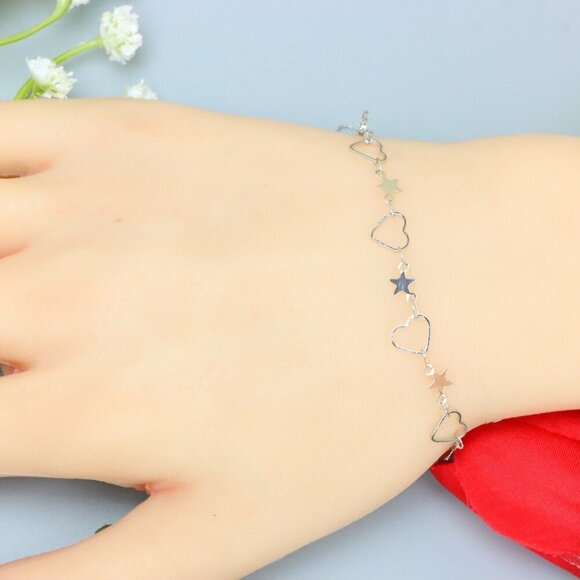 "Elegant & Trendy Bracelet, A Perfect Gift for Women, Thoughtful, EVCH1578 - Picture 1 of 10